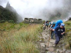 Wandelaars op een van de vele trekkings in Peru